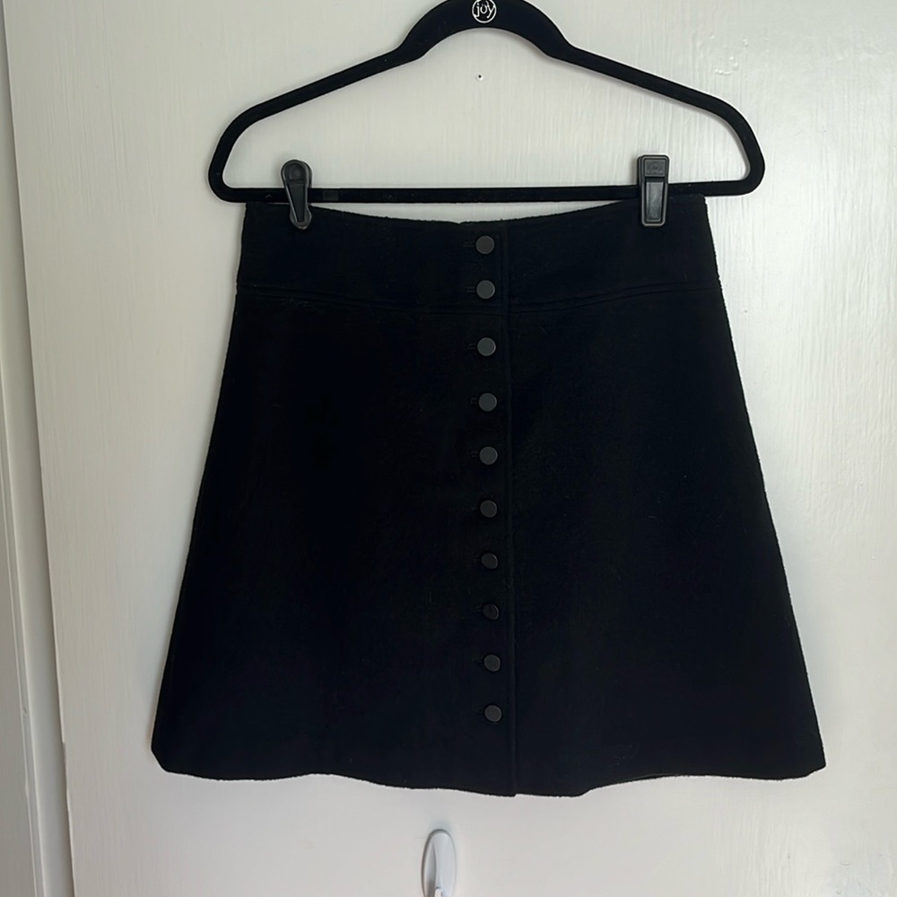 NWT Club Monaco Button Mini Skirt